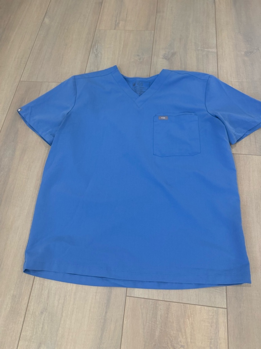 FIGS Periwinkle Blue V-Neck Scrub Top (technical collection)